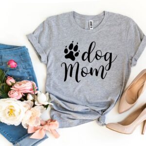 Dog Mom T-shirt