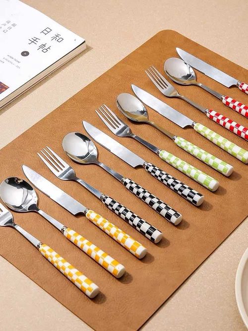 6-pack-modern-checkered-flatware-sets-4-count-254209.jpg